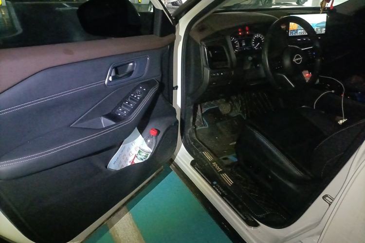 Used Nissan X-Trail 2023 e-POWER Ultra-Hybrid Dual-Motor All-Wheel-Drive Luxury Edition Driver Seat