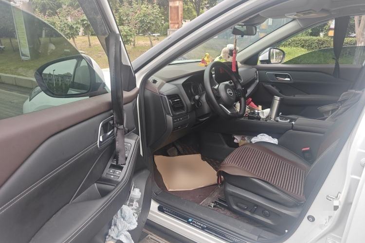 Used Nissan X-Trail 2023 e-POWER Ultra-Hybrid Dual-Motor All-Wheel-Drive Luxury Edition Driver Seat