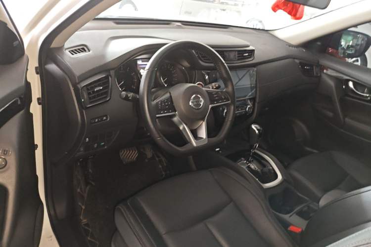 Used Nissan X-Trail 2023 Classic 2.0L Two-Wheel Drive Smart Connect & Comfort Edition Driver Seat