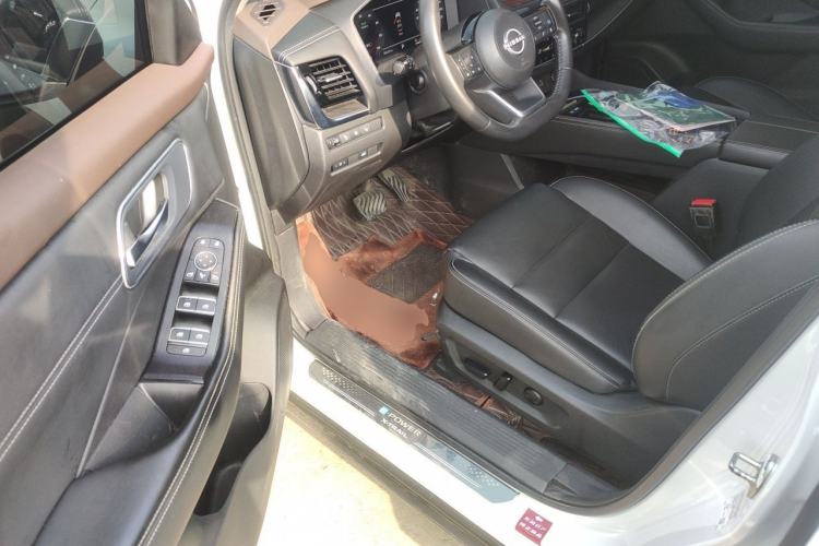 Used Nissan X-Trail 2023 e-POWER Ultra-Hybrid Dual-Motor All-Wheel-Drive Supreme Edition Driver Seat