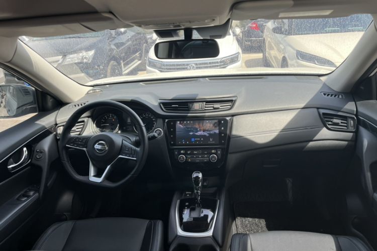 Used Nissan X-Trail 2023 Classic 2.0L Two-Wheel Drive Smart Connect & Comfort Edition Driver Seat