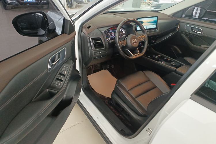 Used Nissan X-Trail 2023 e-POWER Ultra-Hybrid Dual-Motor All-Wheel-Drive Luxury Edition Driver Seat