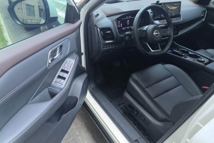 Used Nissan X-Trail 2023 e-POWER Ultra-Hybrid Dual-Motor All-Wheel-Drive Supreme Edition Driver Seat
