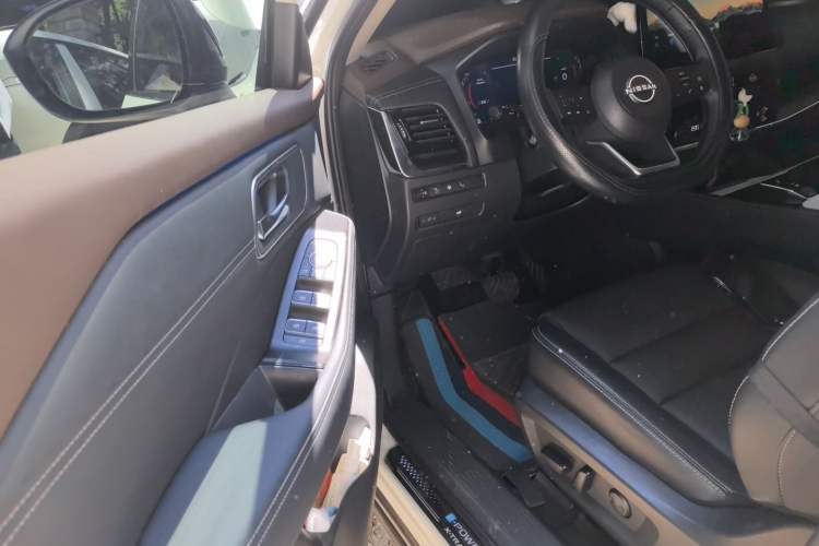 Used Nissan X-Trail 2023 e-POWER Ultra-Hybrid Dual-Motor All-Wheel-Drive Supreme Edition Driver Seat