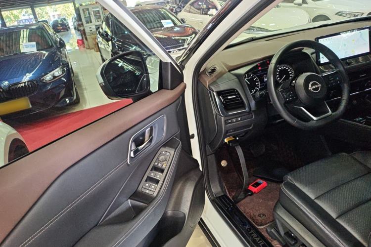 Used Nissan X-Trail 2023 e-POWER Ultra-Hybrid Dual-Motor All-Wheel-Drive Luxury Edition Driver Seat