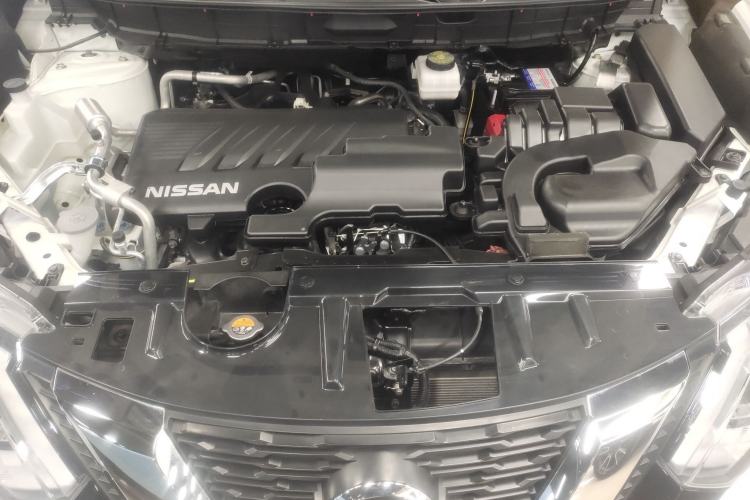 Used Nissan X-Trail 2023 Classic 2.0L Two-Wheel Drive Smart Connect Premium Edition Engine Bay