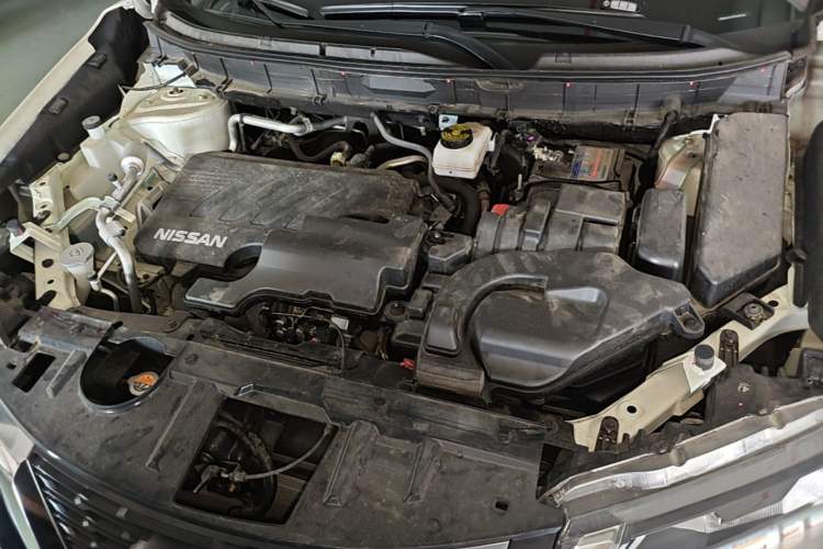 Used Nissan X-Trail 2023 Classic 2.0L Two-Wheel Drive Smart Connect & Comfort Edition Engine Bay