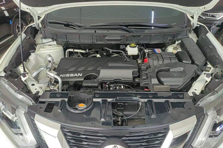 Used Nissan X-Trail 2023 Classic 2.0L Two-Wheel Drive Smart Connect Premium Edition Engine Bay