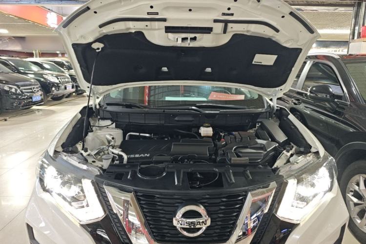Used Nissan X-Trail 2023 Classic 2.0L Two-Wheel Drive Smart Connect Premium Edition Engine Bay