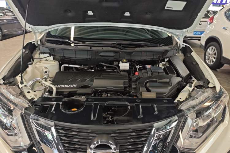 Used Nissan X-Trail 2023 Classic 2.0L Two-Wheel Drive Smart Connect Premium Edition Engine Bay