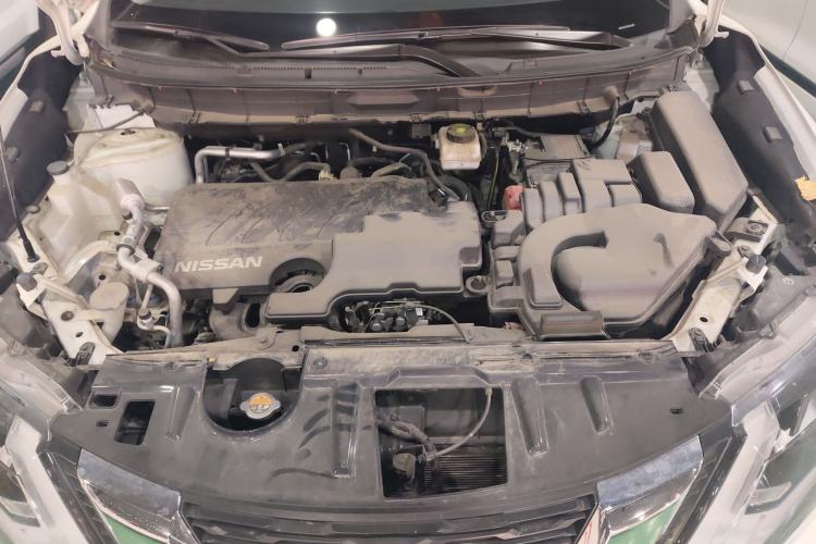 Used Nissan X-Trail 2023 Classic 2.0L Two-Wheel Drive Smart Connect Premium Edition Engine Bay