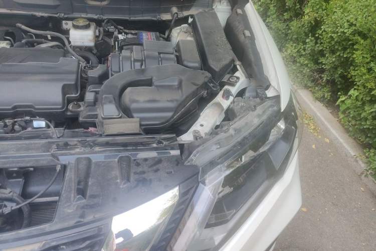 Used Nissan X-Trail 2023 Classic 2.0L Two-Wheel Drive Smart Connect & Comfort Edition Engine Bay Left