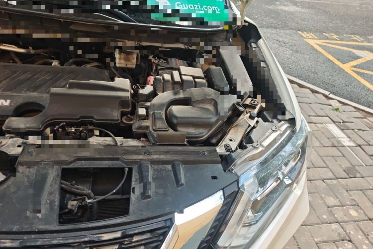 Used Nissan X-Trail 2023 Classic 2.0L Two-Wheel Drive Smart Connect Premium Edition Engine Bay Left