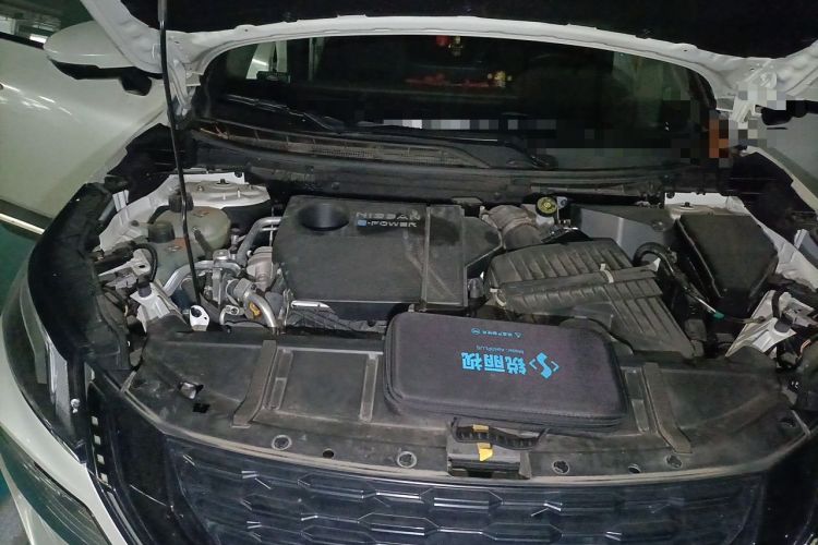 Used Nissan X-Trail 2023 e-POWER Ultra-Hybrid Dual-Motor All-Wheel-Drive Luxury Edition Engine Bay Right