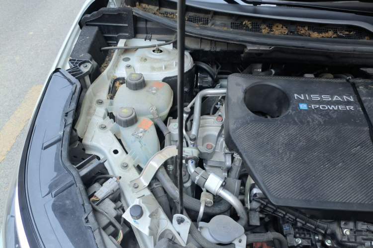 Used Nissan X-Trail 2023 e-POWER Ultra-Hybrid Dual-Motor All-Wheel-Drive Supreme Edition Engine Bay Right