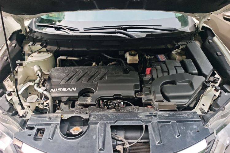 Used Nissan X-Trail 2023 Classic 2.0L Two-Wheel Drive Smart Connect Premium Edition Engine Bay