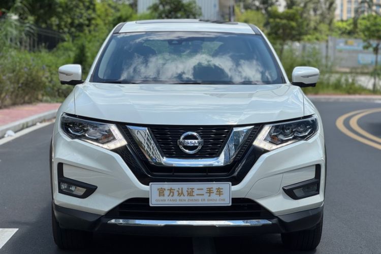 Used Nissan X-Trail 2023 Classic 2.0L Two-Wheel Drive Smart Connect Premium Edition Exterior 1