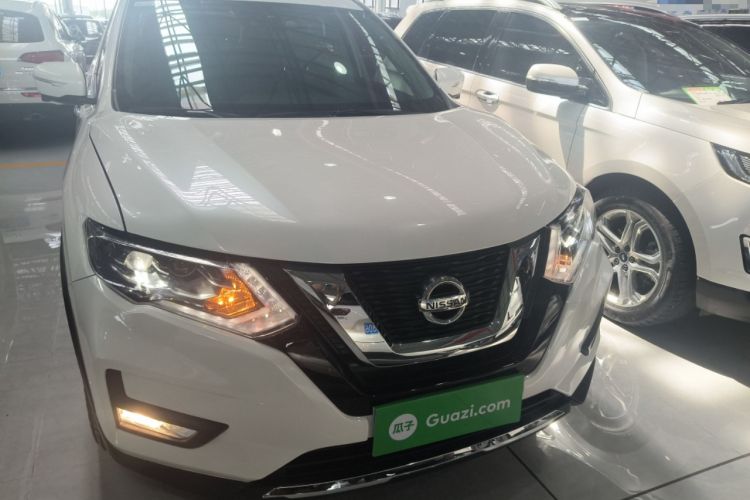 Used Nissan X-Trail 2023 Classic 2.0L Two-Wheel Drive Smart Connect Premium Edition Exterior 1