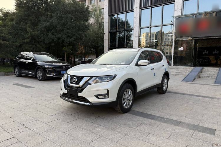 Used Nissan X-Trail 2023 Classic 2.0L Two-Wheel Drive Smart Connect Premium Edition Exterior 1