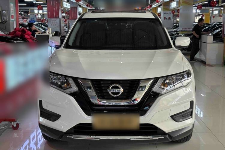 Used Nissan X-Trail 2023 Classic 2.0L Two-Wheel Drive Smart Connect & Comfort Edition Exterior 1