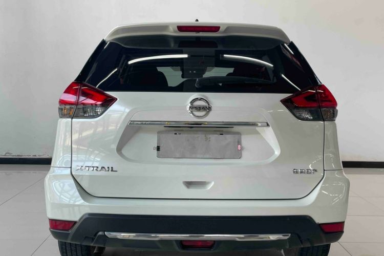 Used Nissan X-Trail 2023 Classic 2.0L Two-Wheel Drive Smart Connect Premium Edition Exterior 1