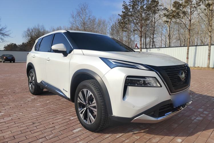 Used Nissan X-Trail 2023 e-POWER Ultra-Hybrid Dual-Motor All-Wheel-Drive Luxury Edition Exterior 2