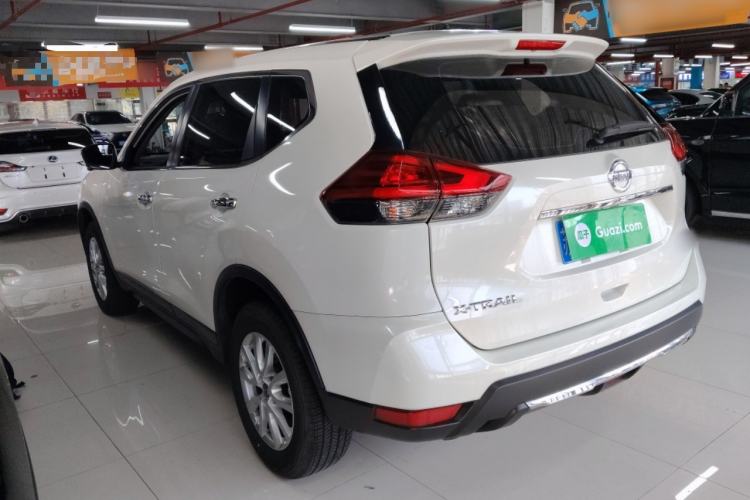 Used Nissan X-Trail 2023 Classic 2.0L Two-Wheel Drive Smart Connect & Comfort Edition Exterior 2