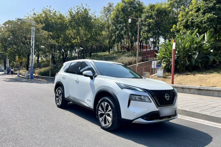 Used Nissan X-Trail 2023 e-POWER Ultra-Hybrid Dual-Motor All-Wheel-Drive Luxury Edition Exterior 2