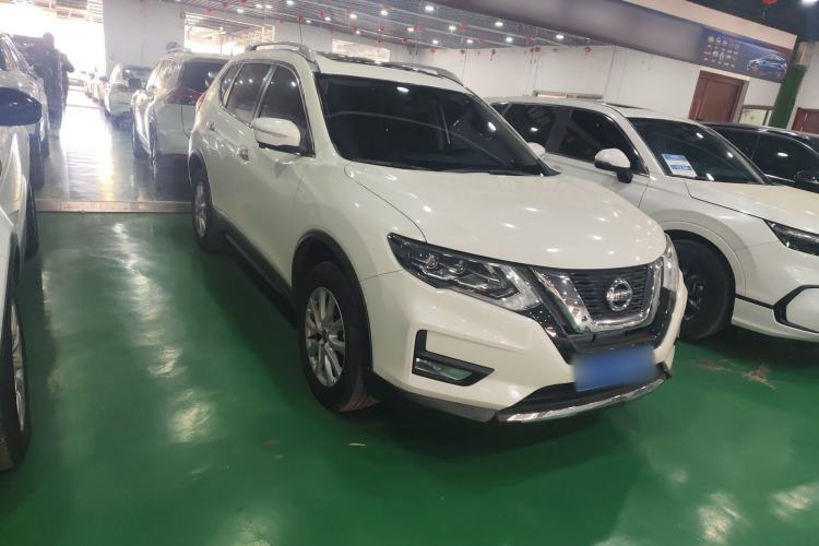 Used Nissan X-Trail 2023 Classic 2.0L Two-Wheel Drive Smart Connect Premium Edition Exterior 2