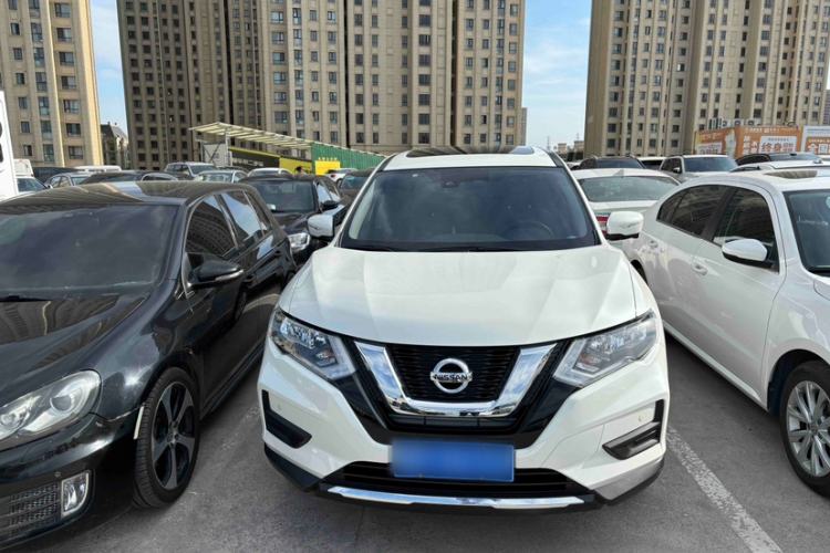 Used Nissan X-Trail 2023 Classic 2.0L Two-Wheel Drive Smart Connect & Comfort Edition Exterior 2