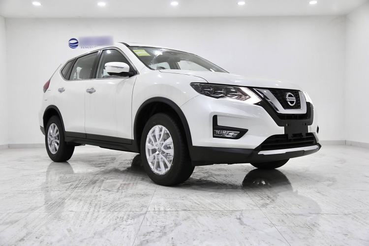 Used Nissan X-Trail 2023 Classic 2.0L Two-Wheel Drive Smart Connect Premium Edition Exterior 2