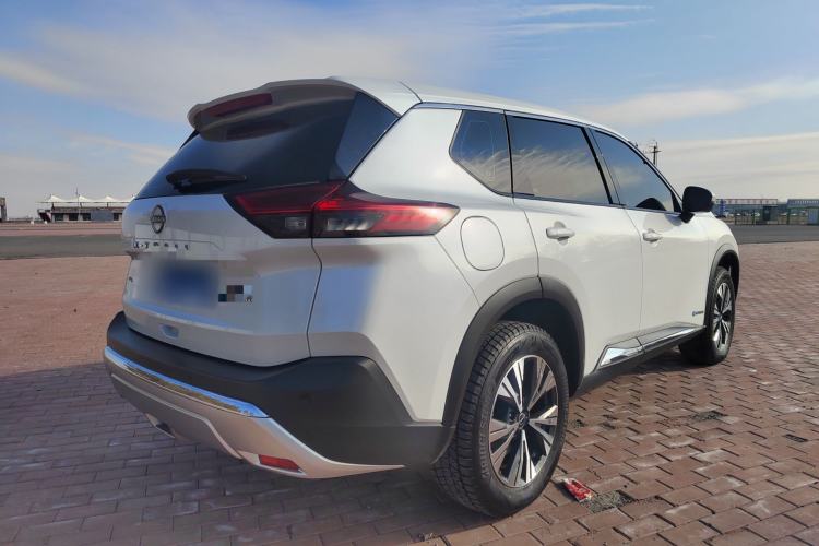 Used Nissan X-Trail 2023 e-POWER Ultra-Hybrid Dual-Motor All-Wheel-Drive Luxury Edition Exterior 3