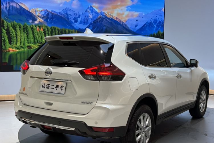 Used Nissan X-Trail 2023 Classic 2.0L Two-Wheel Drive Smart Connect & Comfort Edition Exterior 3
