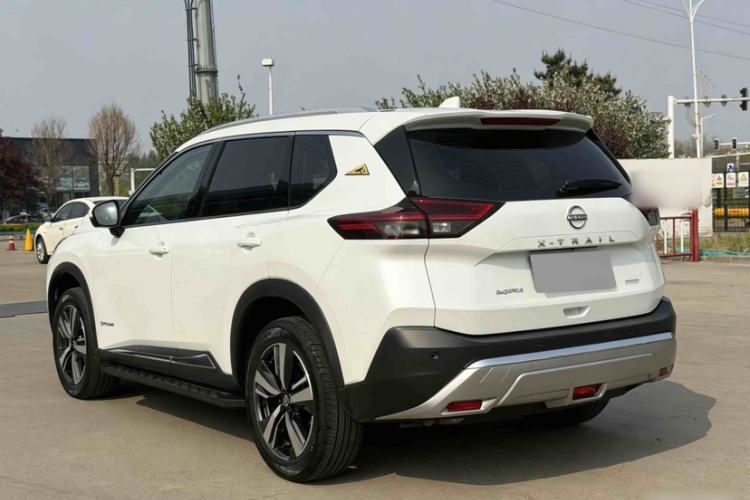 Used Nissan X-Trail 2023 e-POWER Ultra-Hybrid Dual-Motor All-Wheel-Drive Supreme Edition Exterior 3