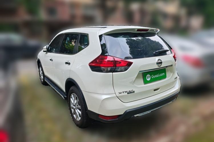 Used Nissan X-Trail 2023 Classic 2.0L Two-Wheel Drive Smart Connect Premium Edition Exterior 3