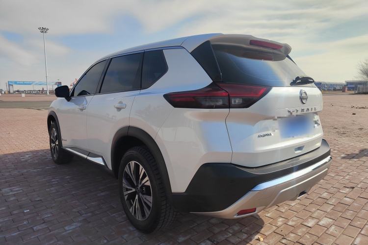 Used Nissan X-Trail 2023 e-POWER Ultra-Hybrid Dual-Motor All-Wheel-Drive Luxury Edition Exterior 4