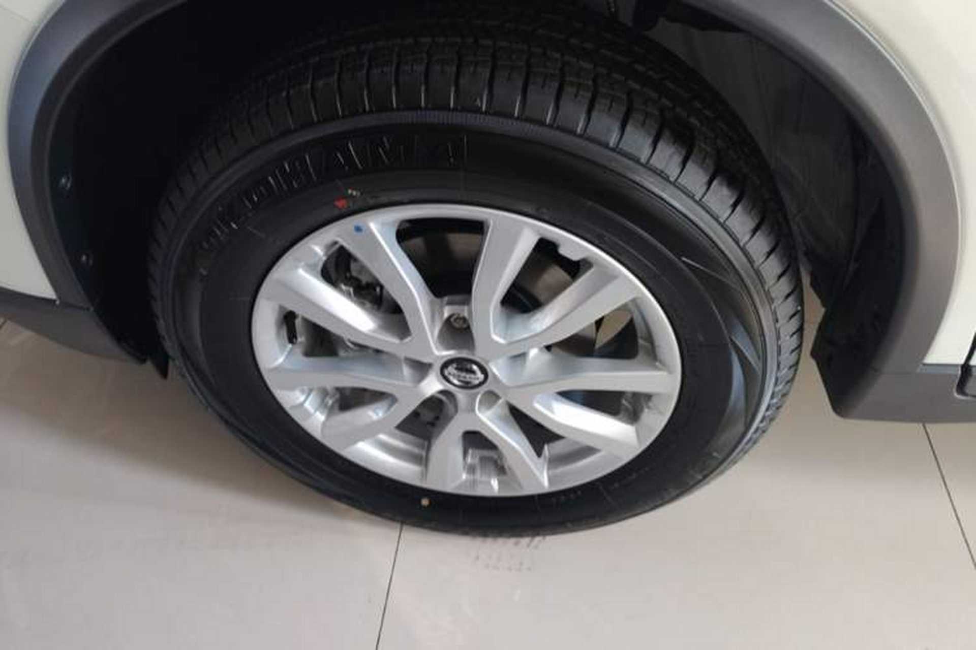 Used Nissan X-Trail 2023 Classic 2.0L Two-Wheel Drive Smart Connect Premium Edition Exterior 4