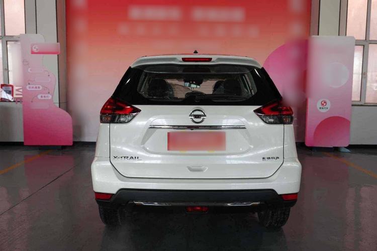 Used Nissan X-Trail 2023 Classic 2.0L Two-Wheel Drive Smart Connect Premium Edition Exterior 4