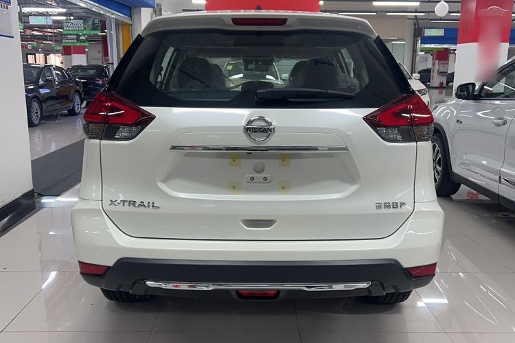 Used Nissan X-Trail 2023 Classic 2.0L Two-Wheel Drive Smart Connect Premium Edition Exterior 4