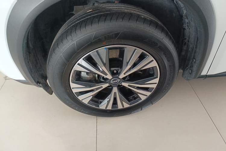 Used Nissan X-Trail 2023 e-POWER Ultra-Hybrid Dual-Motor All-Wheel-Drive Luxury Edition Exterior 4