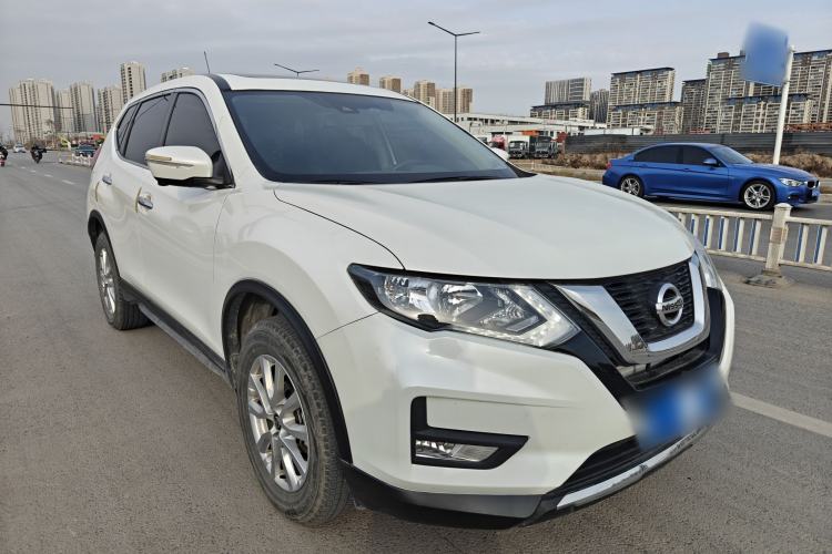 Used Nissan X-Trail 2023 Classic 2.0L Two-Wheel Drive Smart Connect & Comfort Edition Exterior 4