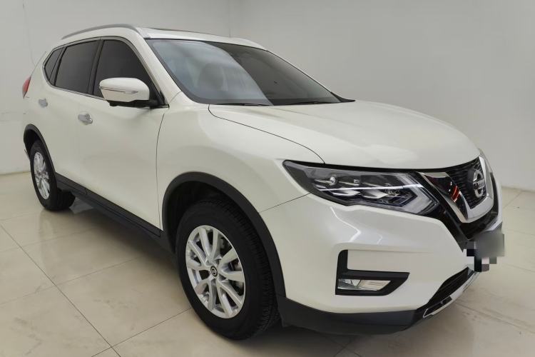 Used Nissan X-Trail 2023 Classic 2.0L Two-Wheel Drive Smart Connect Premium Edition Exterior 5