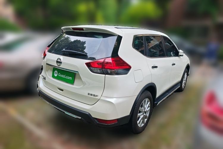 Used Nissan X-Trail 2023 Classic 2.0L Two-Wheel Drive Smart Connect Premium Edition Exterior 5