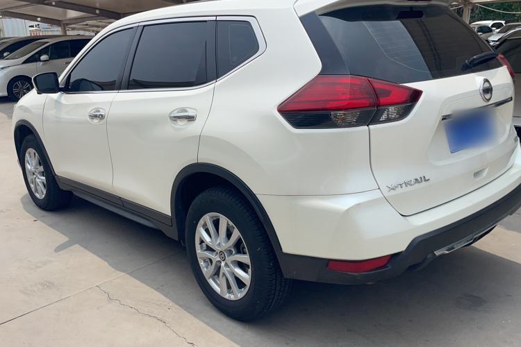 Used Nissan X-Trail 2023 Classic 2.0L Two-Wheel Drive Smart Connect Premium Edition Exterior 5