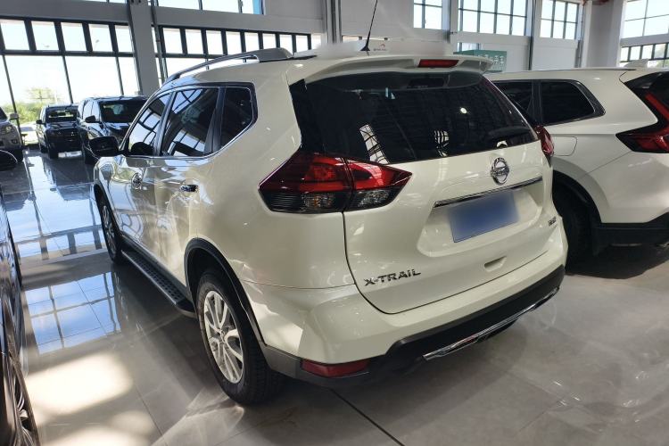 Used Nissan X-Trail 2023 Classic 2.0L Two-Wheel Drive Smart Connect & Comfort Edition Exterior 5