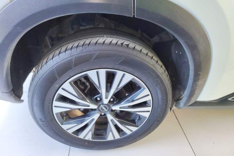 Used Nissan X-Trail 2023 e-POWER Ultra-Hybrid Dual-Motor All-Wheel-Drive Luxury Edition Exterior 8