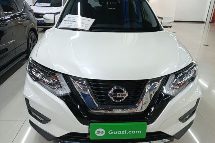 Used Nissan X-Trail 2023 Classic 2.0L Two-Wheel Drive Smart Connect Premium Edition Front