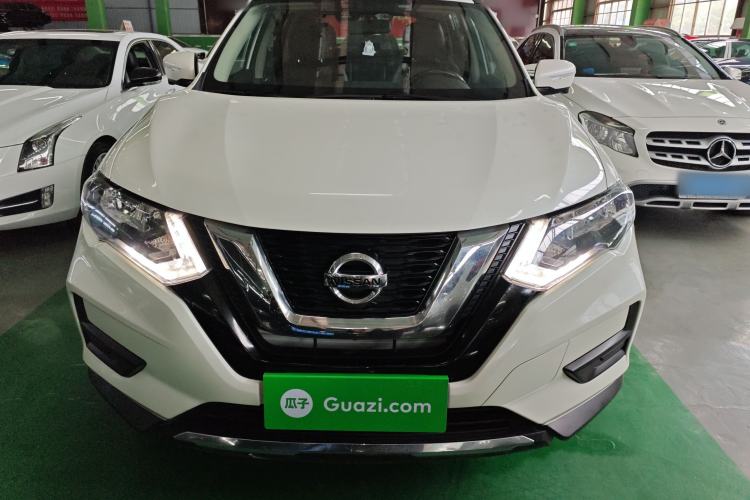 Used Nissan X-Trail 2023 Classic 2.0L Two-Wheel Drive Smart Connect & Comfort Edition Front