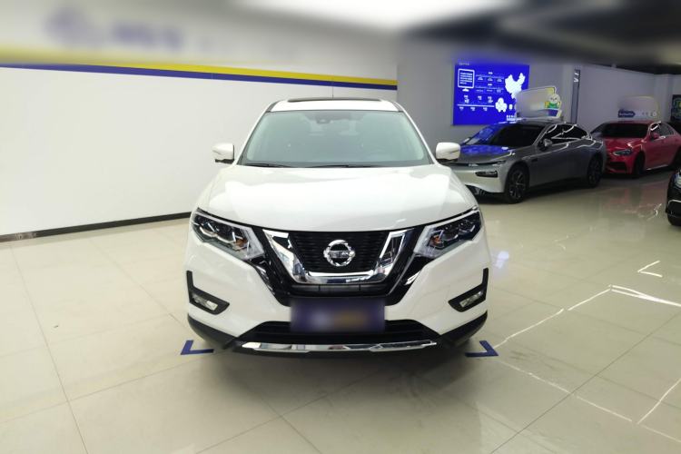 Used Nissan X-Trail 2023 Classic 2.0L Two-Wheel Drive Smart Connect Premium Edition Front