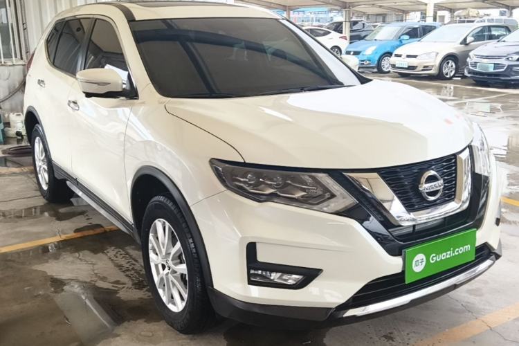 Used Nissan X-Trail 2023 Classic 2.0L Two-Wheel Drive Smart Connect Premium Edition Front Right 45 Deg